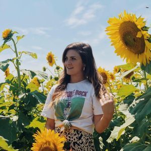 Meet your Posher, Koriana